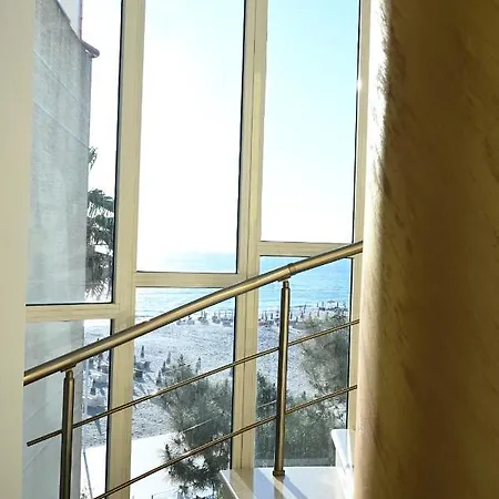 Hotel Oxinn Kryemëdhej