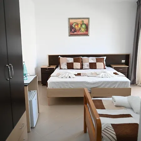 Oxinn 3* Kryemëdhej