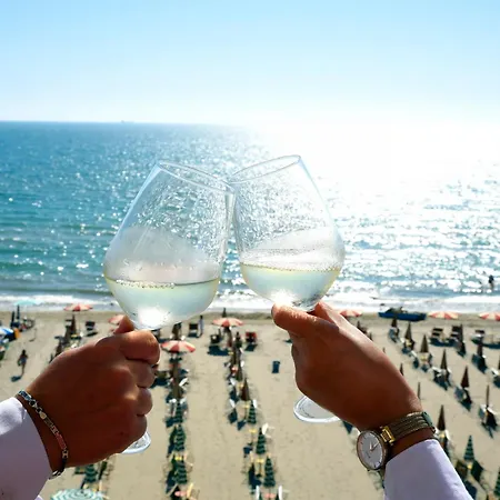 Hotel Oxinn Kryemëdhej