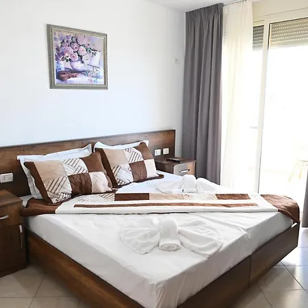 Szálloda Oxinn Kryemëdhej